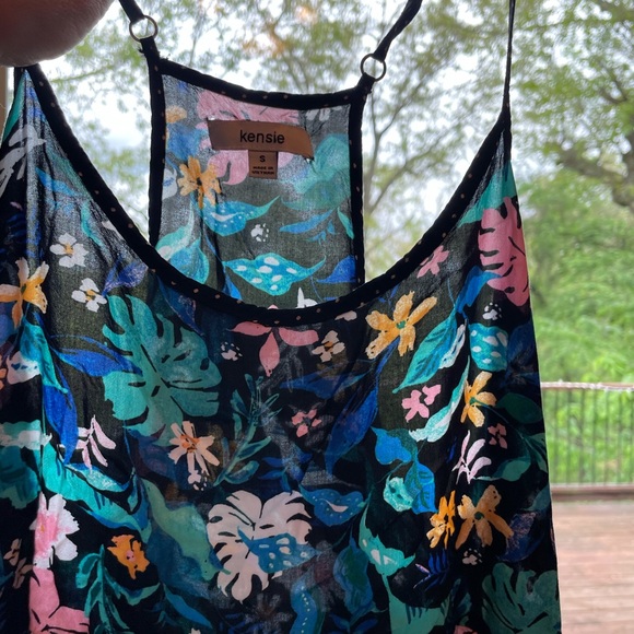 Mini dress or top from Kensie - Picture 5 of 9